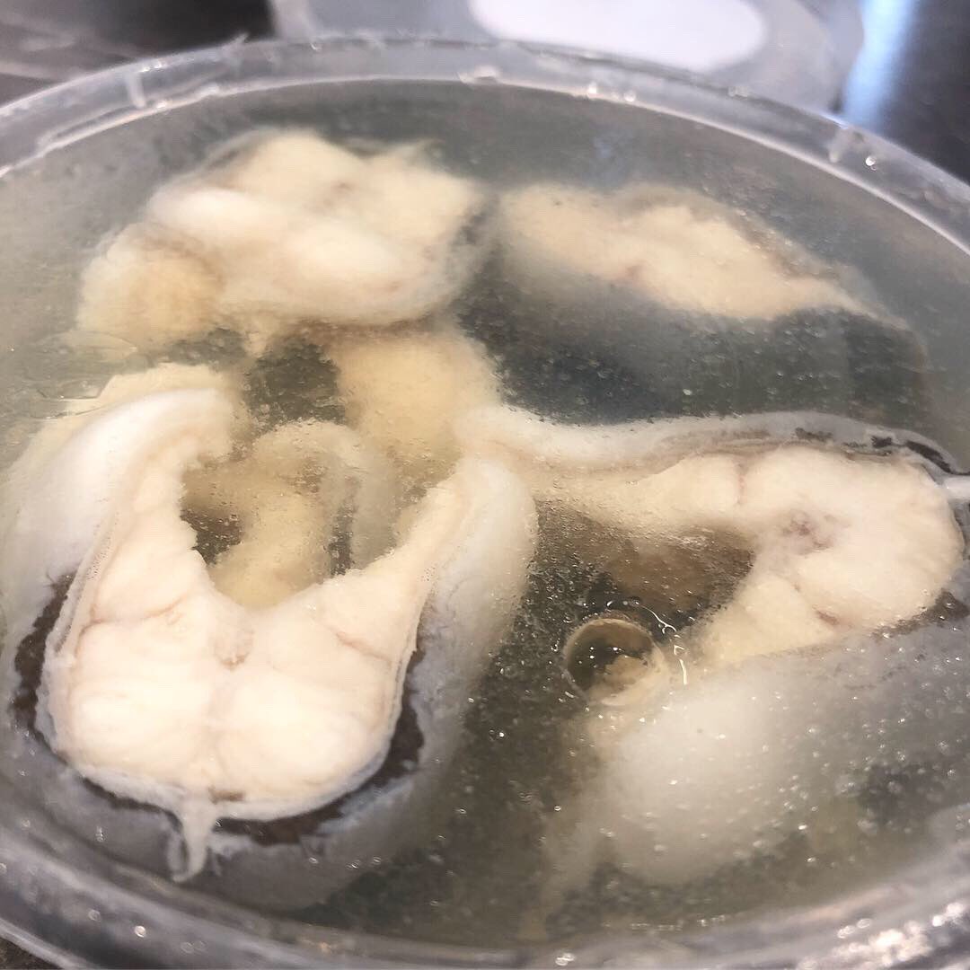 TDigested's tweet image. 1934—jellied and preserved. 
:
:
#jelliedeels #aspic #pieandmash #britishfood #englishfood #traditionalfood #cucinapovera #londonrestaurants #london #gourmand #foodculture #foodhunter #foodblogger #theworlddigested 
#うなぎ #ゼリー寄せ #イギリス料理 #伝統料理 #郷土料理 #ロンドン