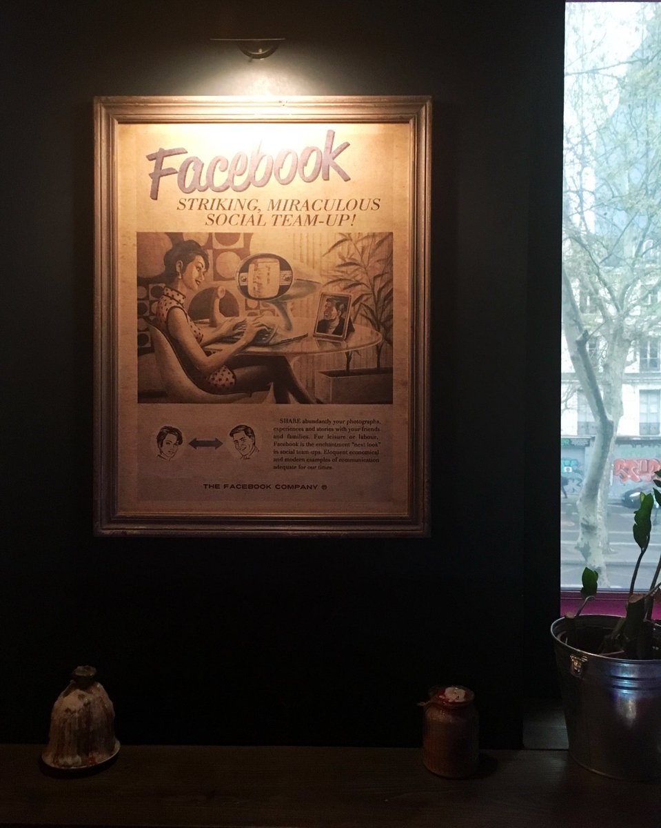 AdelineRajch's tweet photo. Très bel 30ème @aperowebparis X @Snapevent_fr 🥂 dans un lieu super cool 😎 pour rencontrer la communauté #marketing #digital & #ecommerce 🚀🤝🤳
En bonus : une superbe playlist interactive & collaborative via @tracktl ! 🎶🔥
#ThisisAPW #APW #SnapEvent #Afterwork #Networking https://t.co/wUYvYmkjM6