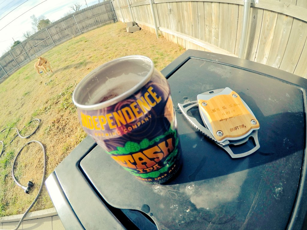 _yOGiiBEAST's tweet photo. It's stiLL @DraftTop over #PopTop #IndependenceBrewing #ThatStash #HoLding #CashOverEveryThöng #GriLLingSeason #Texas #SipSLow #HaLfDaysOff #FuLLDaysWERK

6.23.2018 Changed My Lyfe

Backyard maintenance coming sooner.

Painting Pickets.

pLanting pLants.

StiLL Pushing.

StiiiLLL https://t.co/T3D1I1rTvv