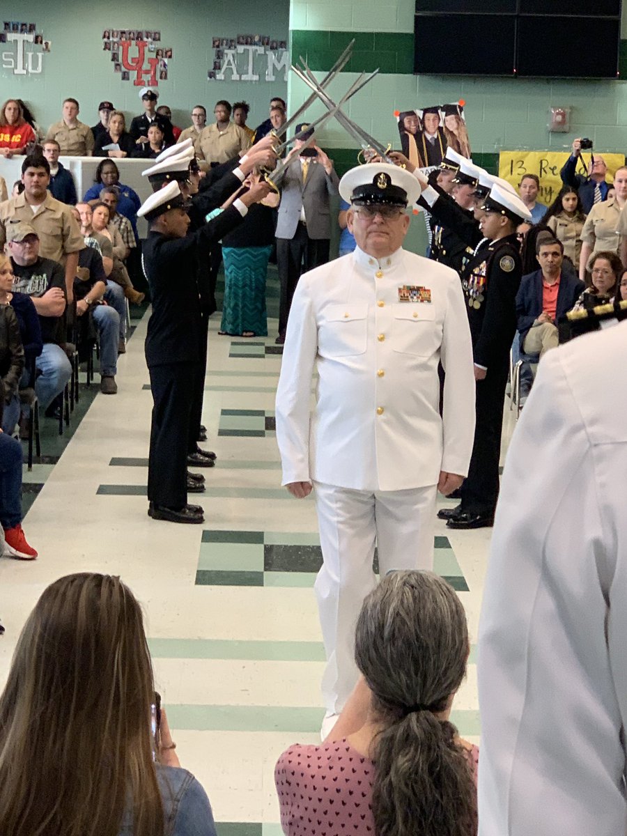 harvey_p1795's tweet image. This gentleman was my neighbor when I first started my teaching career in Texas. Only fitting I’m here as he ends his career. Congrats Sr. Chief Reynolds! @SpringISD @SPRINGHIGHLIONS @SpringNJROTC