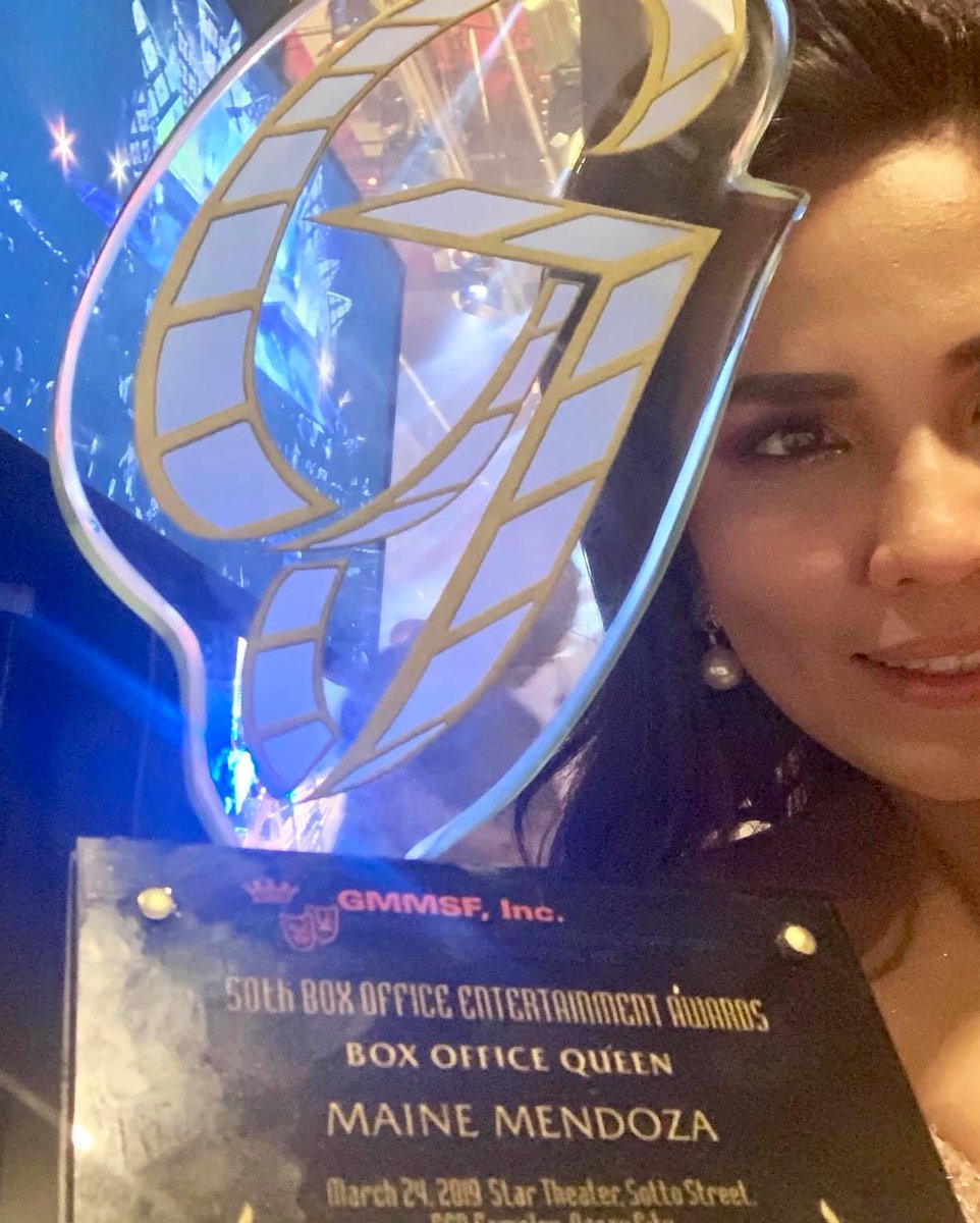 Maine Mendoza’s Box-Office Queen award 😍

©️ Jemina Sy
#MaineMACGloriettain3Days | #MaineMendoza