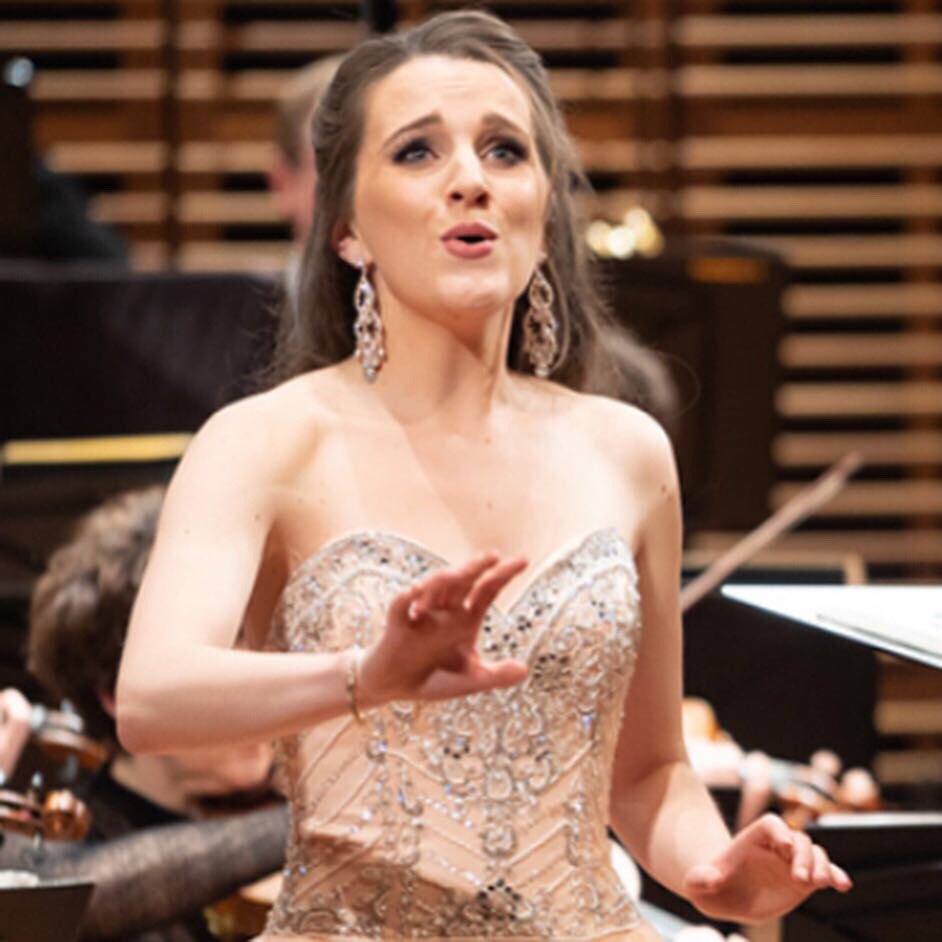 TaitTrust's tweet image. Toi Toi Toi #Australian #soprano #zoedrummond making her #debut tonight with @E_N_O as #Papagena #themagicflute Zoe won the 2018 @AusSingComp &amp;amp; is a @MelbaOperaTrust #scholar cc #mozart #ENOflute #operasingersofinstagram… instagram.com/p/Bvw7vJ4HXNy/…