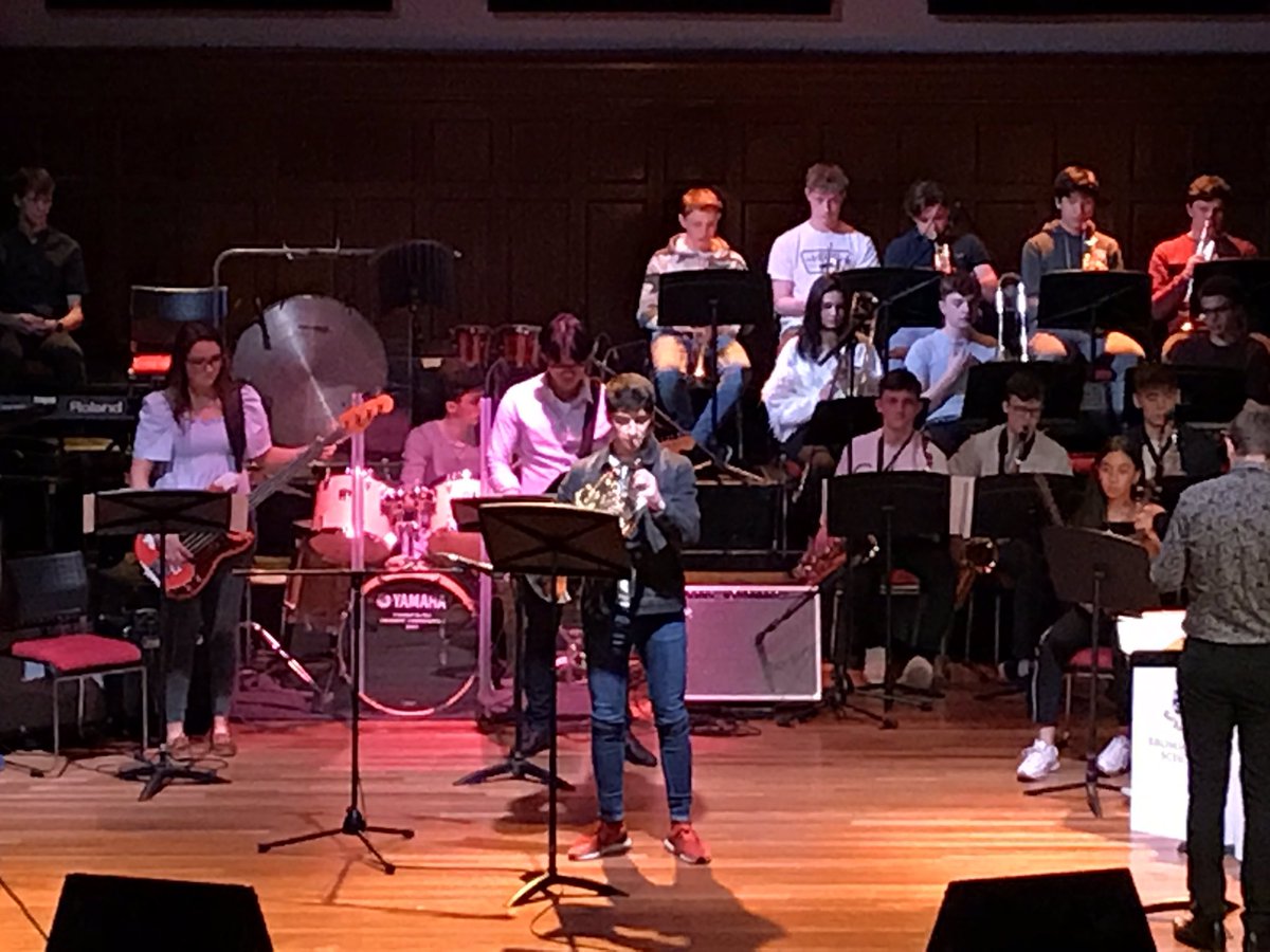 BromsMusic's tweet photo. Josh now joins Big Band and Senior Strings with ‘Wave’ @BromsSchool #popandjazz #BromsMusic #BromsConcert https://t.co/qJcVwQL04T