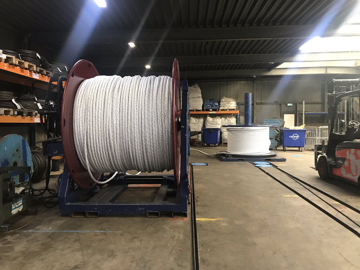 AlbertVCU's tweet photo. Bezig met materialen klaarmaken van de verschillende visserijen #Puls #Flyshoot #Boomkor #Quadriggen https://t.co/0Al5fwukzg
