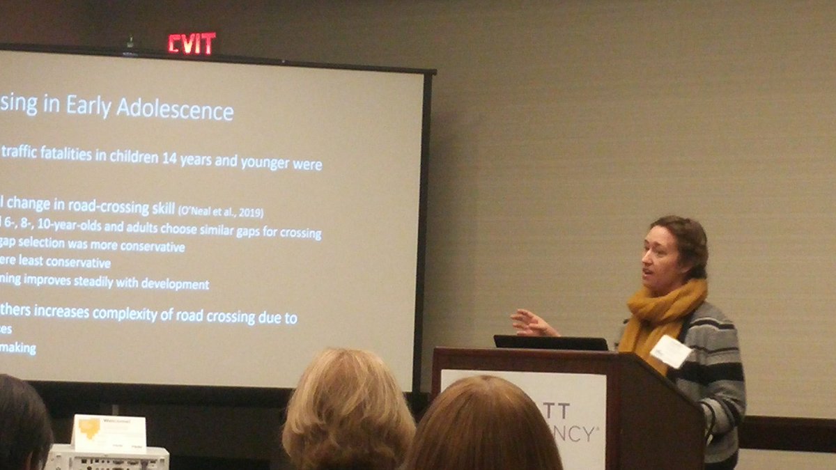 UIIPRC's tweet photo. Elizabeth O'Neal talks about peer influences on risk taking when crossing roads #ChildPedestrianSafety #SAVIR2019 https://t.co/dAsp4ghQMf