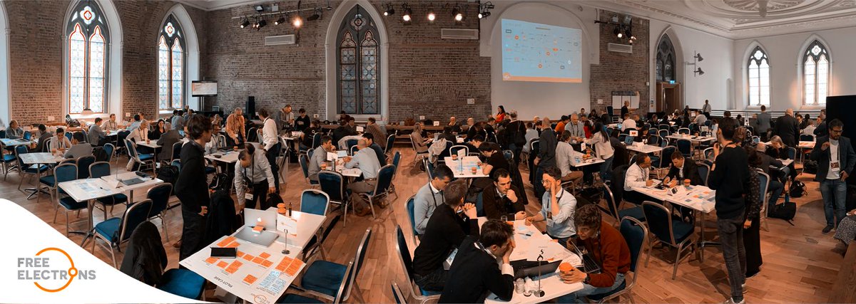 ESBGroup's tweet photo. Some great images from the first day of the @freeelectrons19 Dublin bootcamp event, hosted by #ESB. Wishing all the global energy start-ups and utilities an enjoyable time in Ireland and every success in this three-day event. #freeelectrons19 #esbbrighterfuture https://t.co/y9HzYV2MOZ