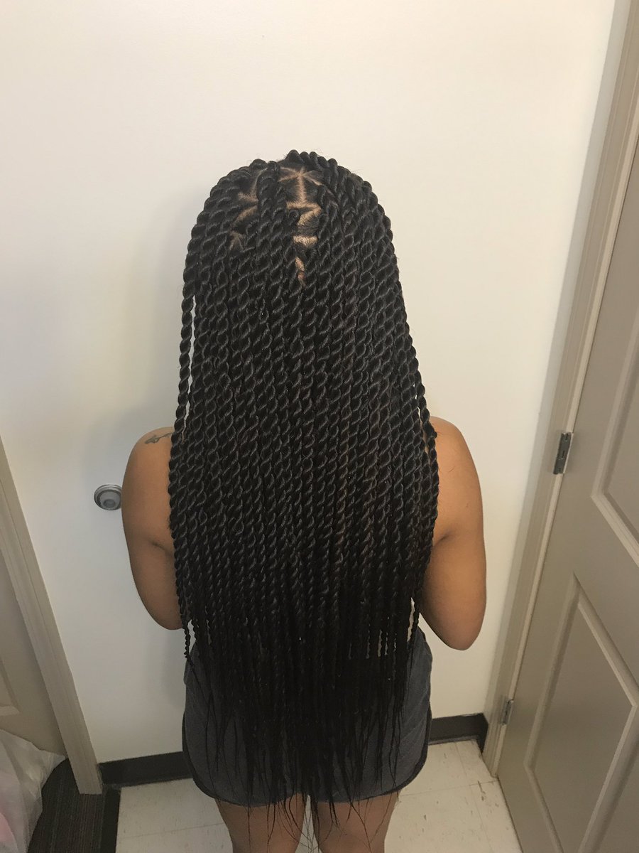 TouchedByKee_'s tweet photo. Rope Twist 😘😌 &amp; of course hit @kahlaarmone up for all your hair needs like sew-ins, silk press, wig maintenance, etc. #uwg21 #uwg22 #uwghair https://t.co/7ulwGe2dLu