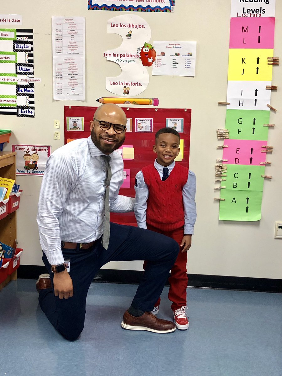 be10murray's tweet photo. How come Mr. Tillman is more presidential than I am? 🤔
He looks awesome during our weekly Boys w/ Ties Tuesday! 🎓👔🎓 love this kid, he’s awesome!
#family1st #MadingWraparound #youngPresident #mentortomentee
@TeamHISD @HISD_Wraparound @MadingES #mentortomentee https://t.co/bPROHARVvR