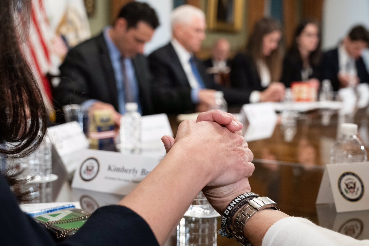 To the families of the Citgo 6: We will stand with you until your families are free and until Venezuela is free. To Nicholas Maduro — let our people  go — then go! #VenezuelaLibre