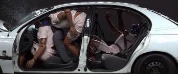 Lincoln_Police's tweet photo. Pro tip - donโt start your car until everyone is buckled up. Make it a habit. One simple step can save your life. #MakeItClick #LNK https://t.co/IfZKl7kNjF