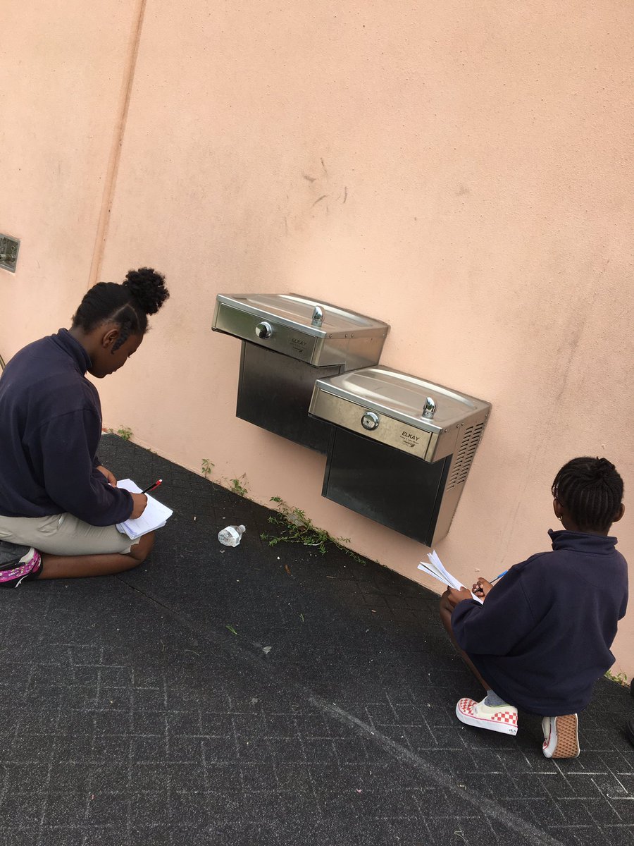 AmandaNiklaus's tweet photo. After a hardworking morning of rocking our writing FSA, we spent the afternoon on a safari hunting for geometry in the wild! #mathisfun @TigersCypress https://t.co/Mpt13Wuf7V