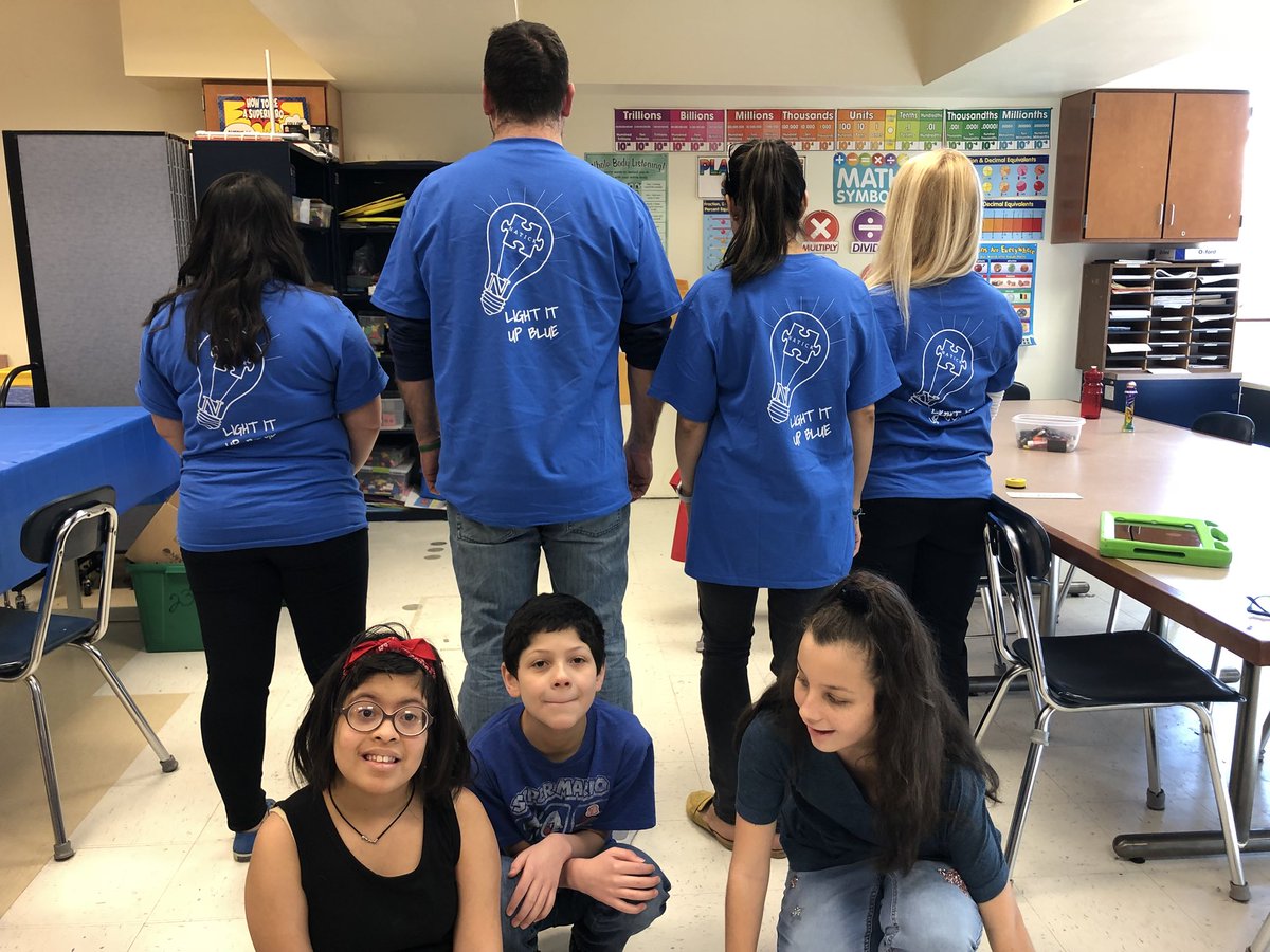nbartley6's tweet photo. #LightItUpBlue was in full force today at @wmsnatick. What an awesome day-so lucky be surrounded by such amazing people. #WorldAutismAwarenessDay2019 #wilsonnps #relationshipsmatter @natickps #natickps #tlap #leadlap #leadlapmass #learnlap https://t.co/rwNxaQsEZg