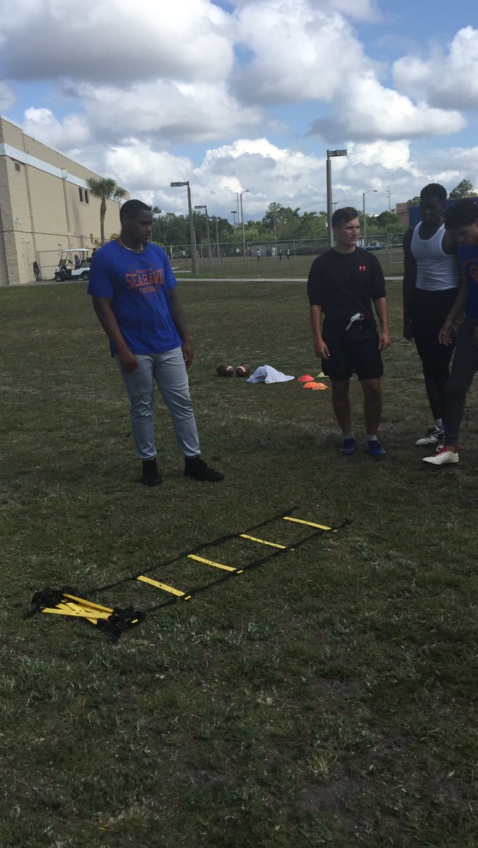 Cape Coral Football is excited to welcome former NFL WR, Coach Justin Henderson to the Seahawk Nation! #UnityOverPreference #GRIND #SpringIsComing