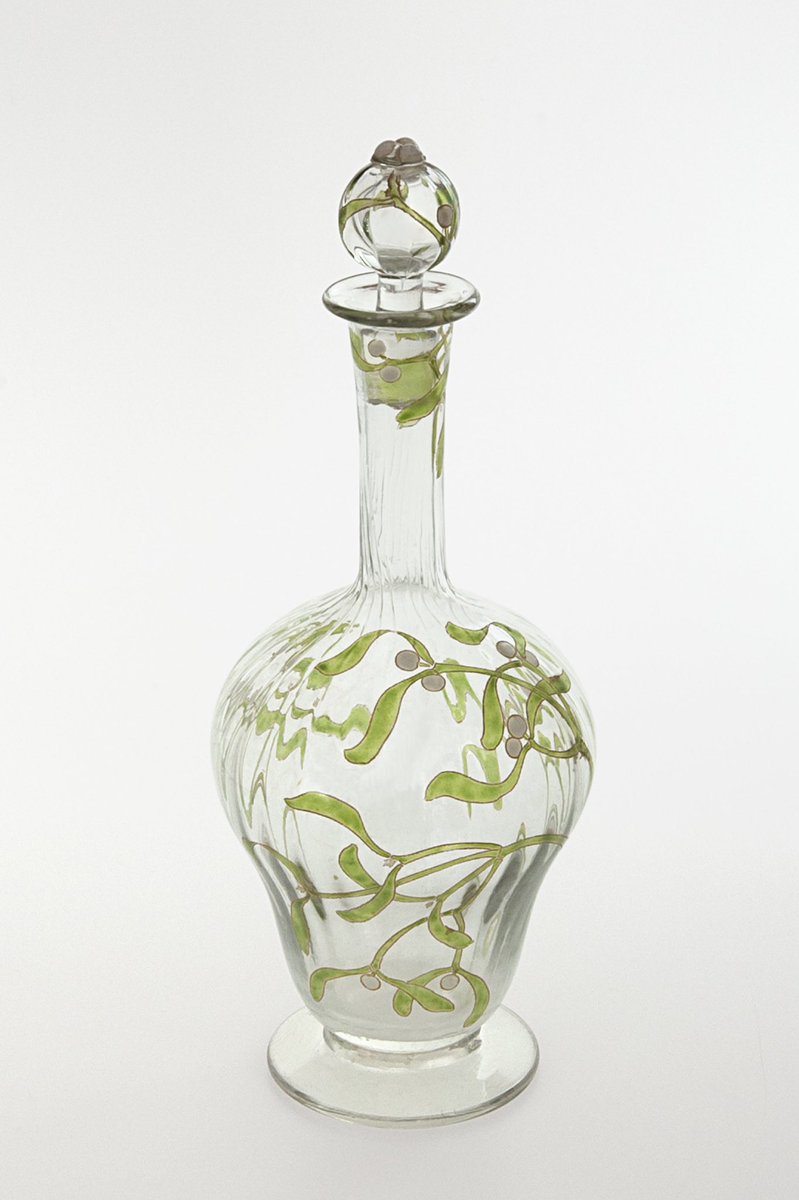 LaliqueMuseumNL's tweet photo. Vanaf 8 juli tentoonstelling ‘Oosters Licht’ over de invloed van Japan op de Westerse kunst met o.a. juwelen, tekeningen, textiel, zilverwaar, prenten, keramiek en lakwerk #artnouveau #artsandcrafts #artdeco #jugendstil #lalique https://t.co/3ey7MUlLvk