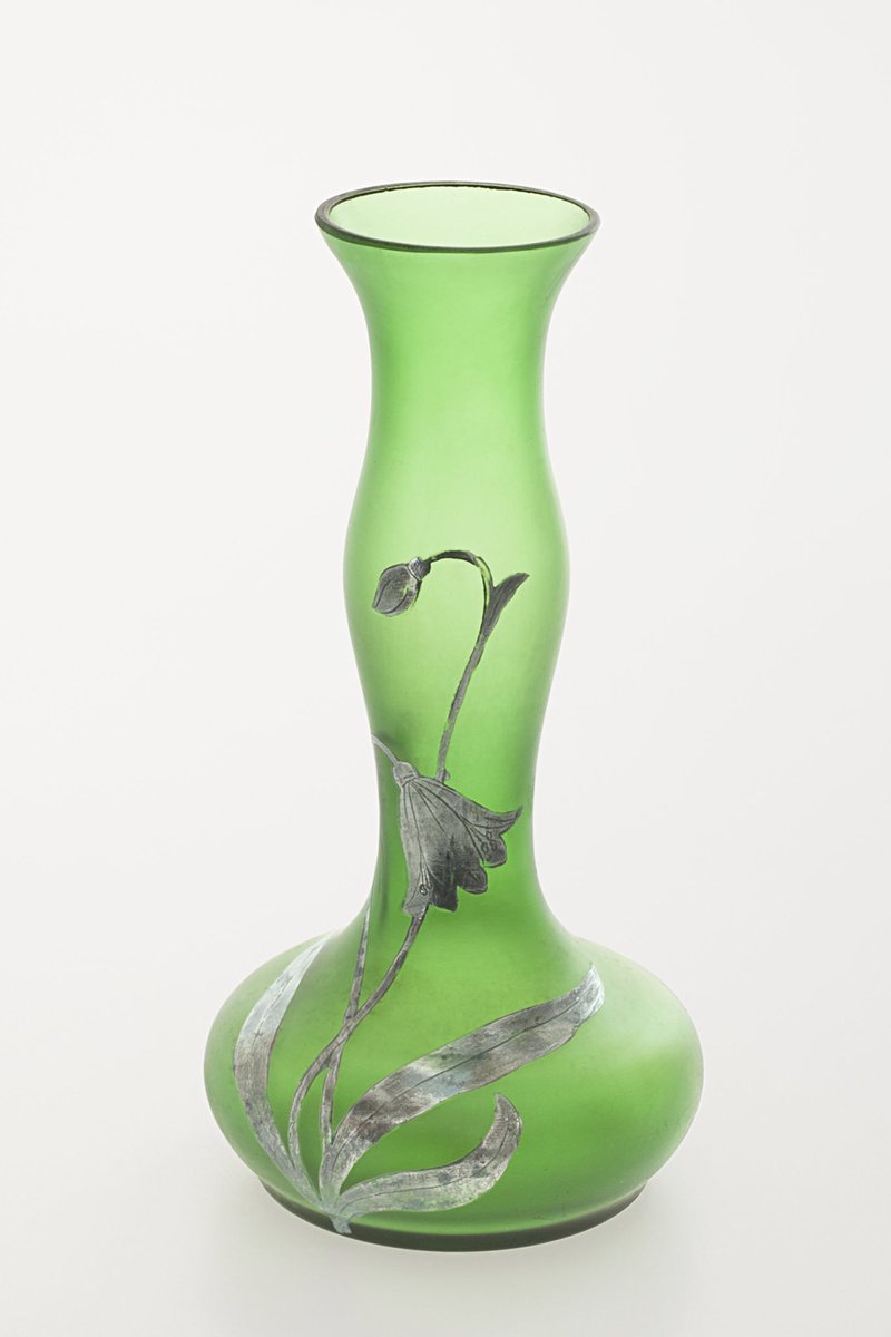 LaliqueMuseumNL's tweet photo. Vanaf 8 juli tentoonstelling ‘Oosters Licht’ over de invloed van Japan op de Westerse kunst met o.a. juwelen, tekeningen, textiel, zilverwaar, prenten, keramiek en lakwerk #artnouveau #artsandcrafts #artdeco #jugendstil #lalique https://t.co/3ey7MUlLvk