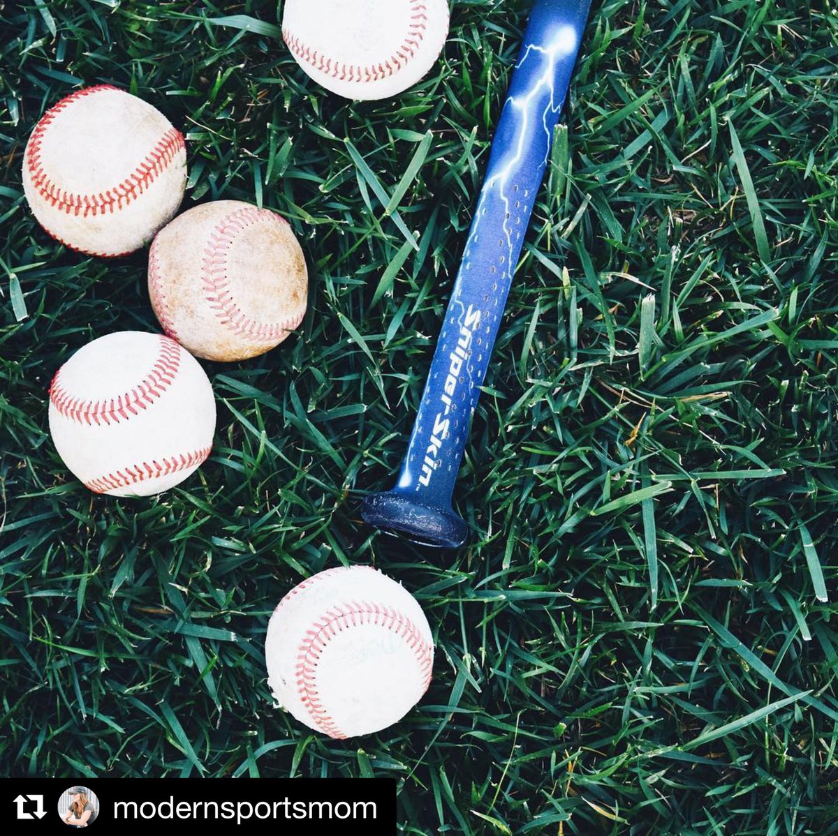 sniper_skin's tweet photo. Is your bat ready for the season?
Thanks for sharing
@modernsportsmom
ใปใปใป
We love our newest #sniperskin customized grip! This lightning design we chose is everything! We had my sonโs number and team logo added to it and itโs looking sharp๐๐ปโพ๏ธ #batgrip #baseball #softball https://t.co/HLOqYzMliq