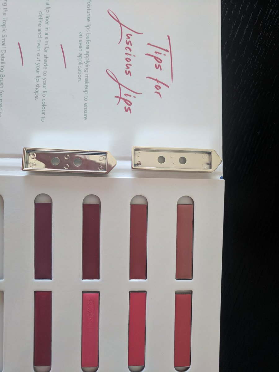 TropicKarenB's tweet image. #DesignYourLook by selecting your favourite products from our brand new range of makeup 🤗