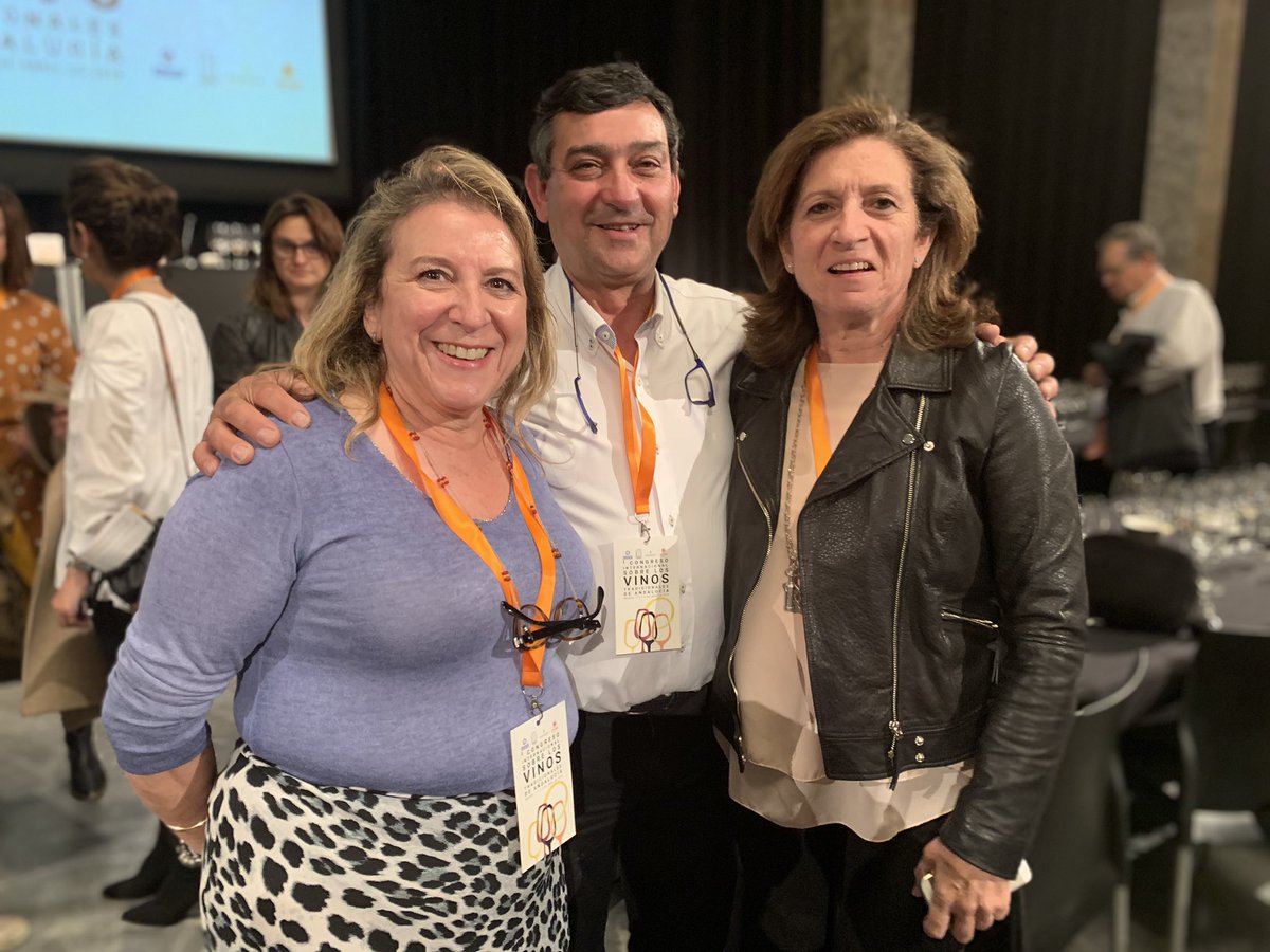 palomalombana's tweet photo. Este Juan es mucho #Dimobe @CongresoVinos @vinosdemalaga https://t.co/TtR38e1Tfq