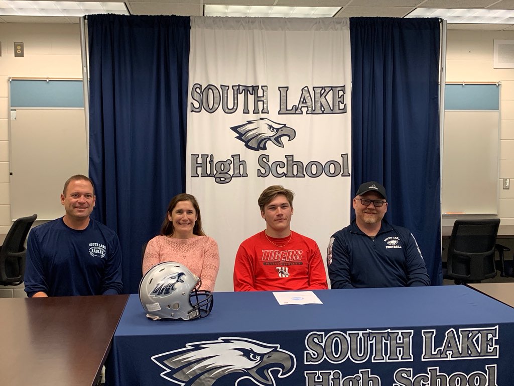 Ryan Boval tweet media