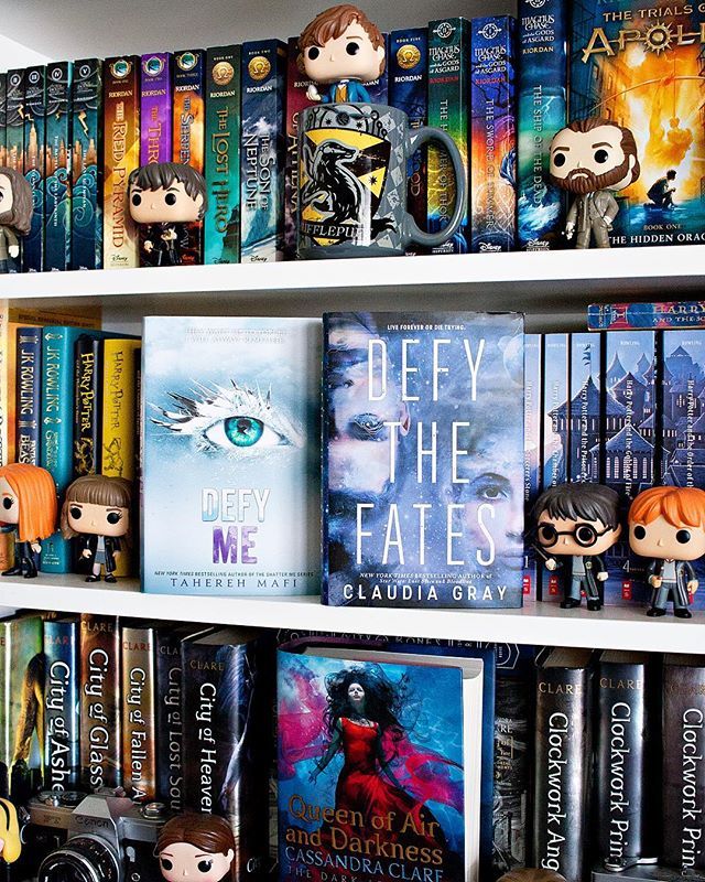 thereaderbee's tweet photo. 🎉 And Happy Book Birthday also to #DefyTheStars by Claudia Gray and #DefyMe by Tahereh Mafi!!
. . .
I have not yet started the *Constellation* series by Claudia Gray yet, even though I have all of the books in the series now, but I l have the first b… https://t.co/kRsq9TQhzT https://t.co/avTEfvVZLY