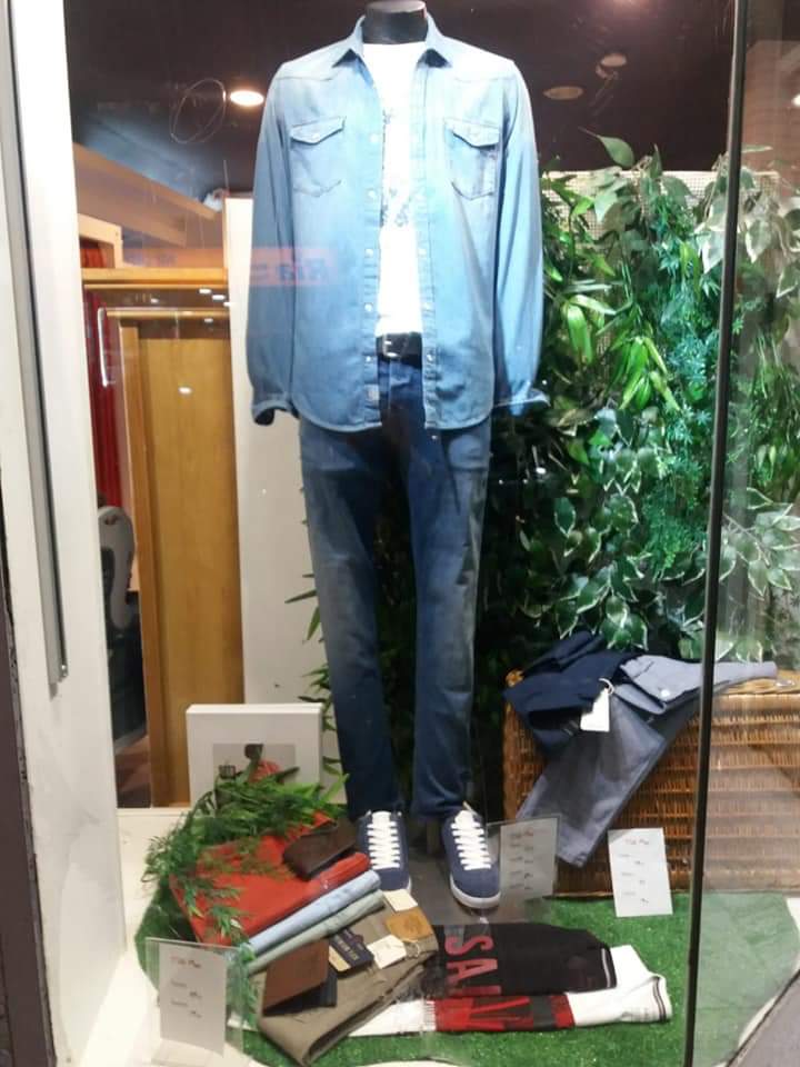 EgoManParla's tweet photo. Mucha #salsa y estilo tiene este total look. Chicos comenzamos la semana con energía. 
#SalsaDenim en #EgoManParla #StyleMan https://t.co/PK3R6sU9iH