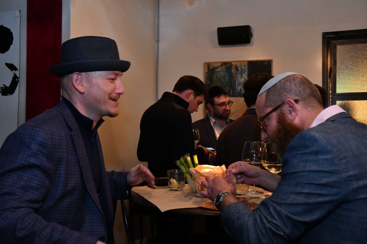 CannaTechGlobal's tweet photo. Winding down and enjoying celebratory drinks, post successful #CannaTechTLV

Cheers 🥂

https://t.co/D2hOsttCVE https://t.co/ERiJUmMs4E