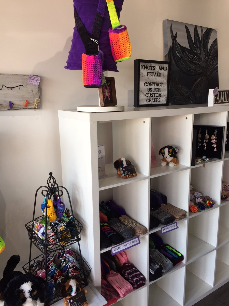 💛 New Vendor 💛
We would like welcome Reina &amp; Rea from Knots &amp; Petals to <a href="/ccsaccboutique/">C.C's Boutique</a> 
Come check out their handmade Fabric Flower Accessories &amp; Crocheted Tote Bags.
#ccsaccessoriesboutique #reddeerboutiques #womenhelpingwomentrepreneurs #indoormarketboutique