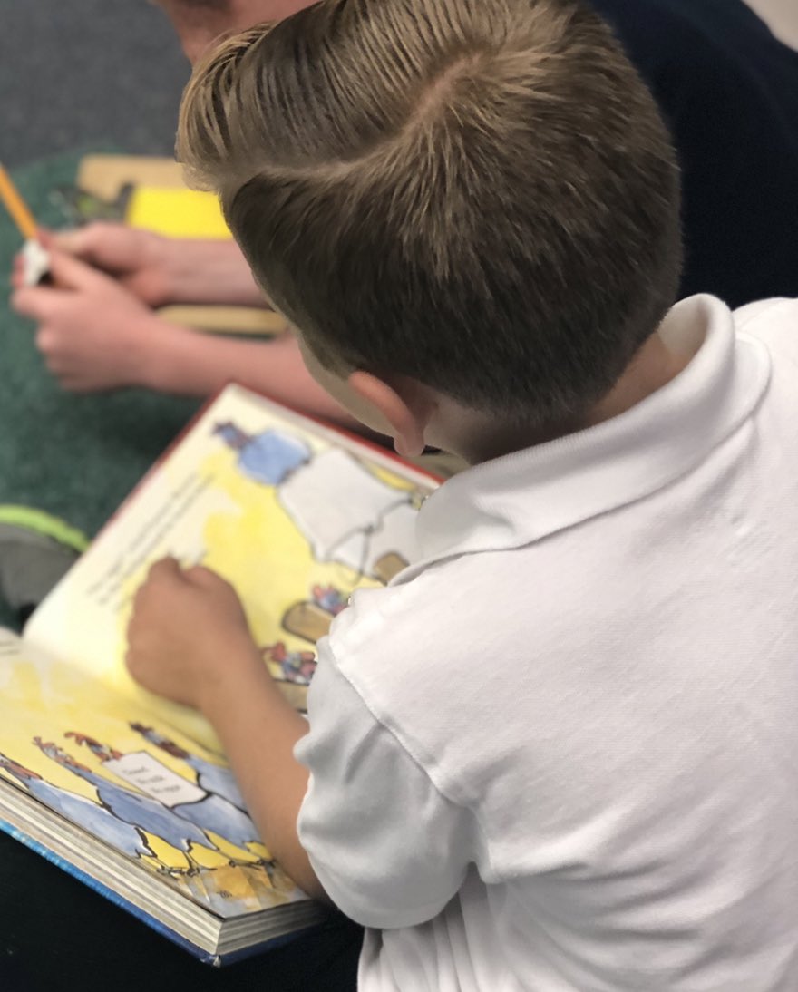 nellyg919's tweet photo. Partner Reading allows for students to have a chance to work with and learn from each other.#Reading #learningisfun #engagement #buddywork https://t.co/ugWOlHqmnh