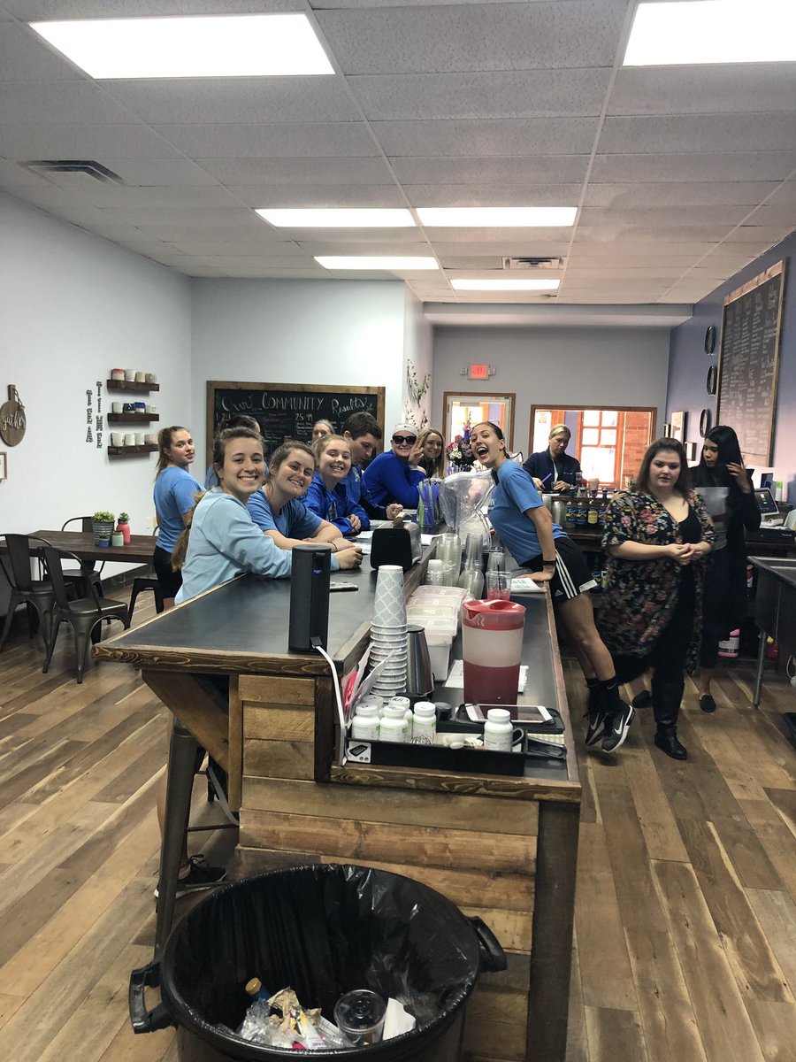 We took a break from practice this afternoon to get some <a href="/cvn_nutrition/">Circleville Nutrition</a> 🥤👊🏼