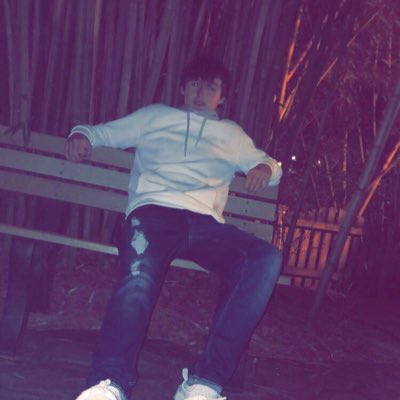 zackthompson0's tweet photo. #NewProfilePic https://t.co/Xb19h9vqab