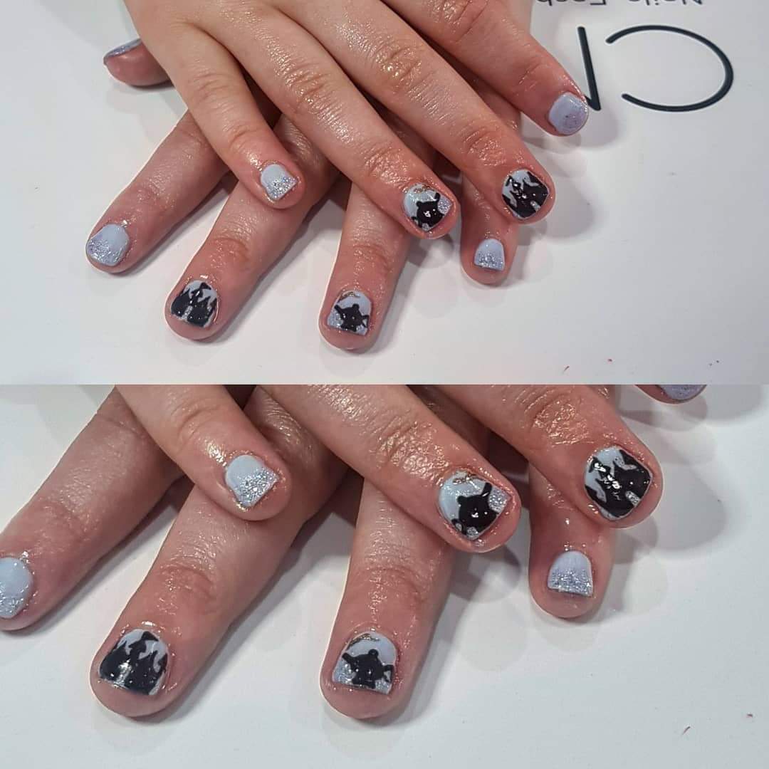#cndshellac with #handpaintednailart in a #disney #aladdin theme for my little ladies #disneyland #florida holiday
#luckylady

By #MrsB at #BeautyandTheBeard #vintage #beauty #salon #garforth #leeds