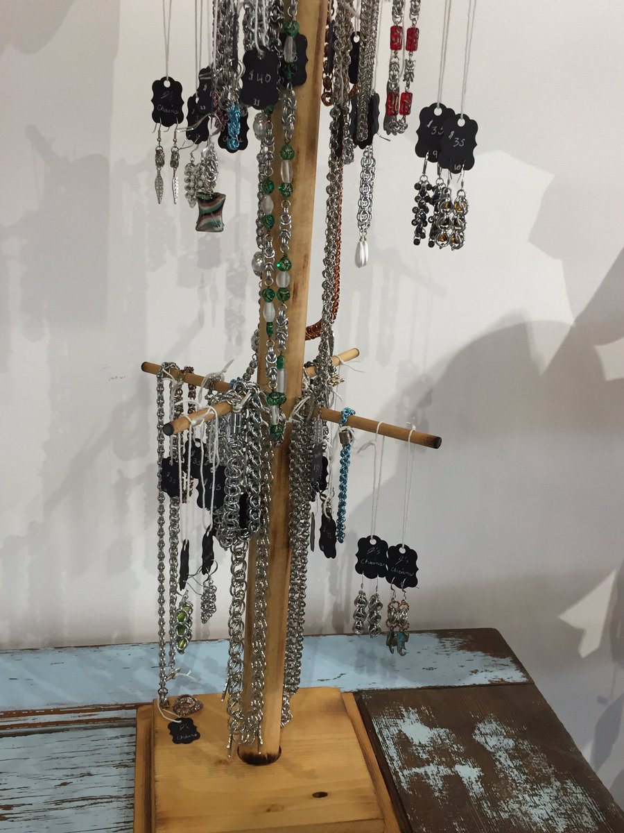 💚New Vendor 💚
We would like welcome Julianne from J’s Chains to <a href="/ccsaccboutique/">C.C's Boutique</a> 
Come check out her handmade Chain Jewelry .
#ccsaccessoriesboutique #reddeerboutiques #womenhelpingwomentrepreneurs #indoormarketboutique