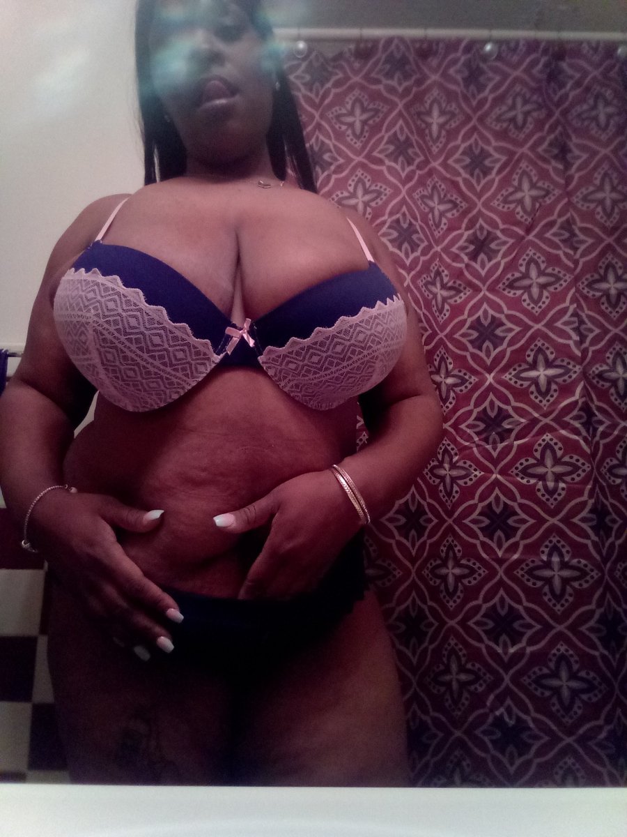 BBWSWEETS1's tweet photo. @Unownedpiiggy @HumanAtm11 @bigjdub1911 @Swolefootslave get on knees fuck boy loser... https://t.co/gX0KxI4eqW