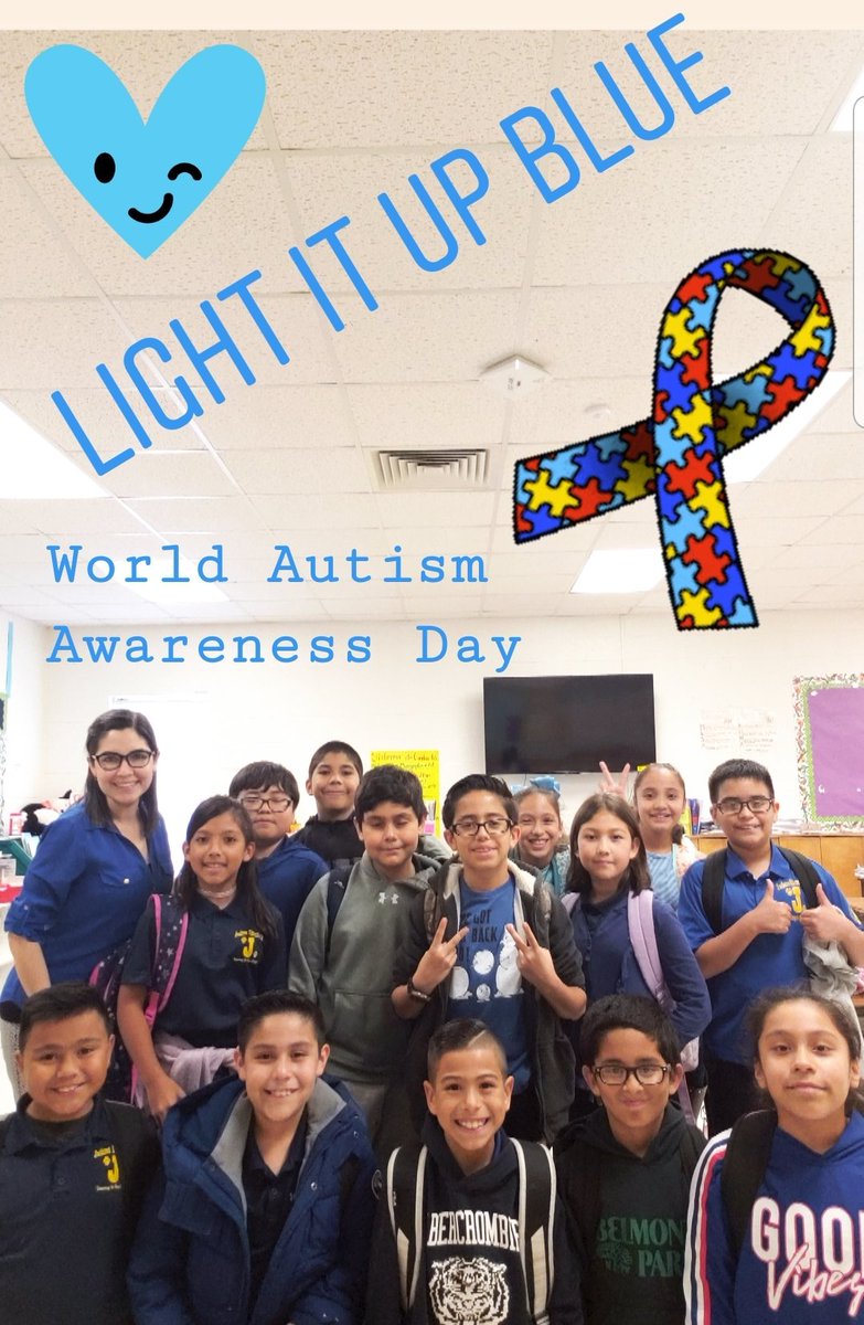 Lory_gv's tweet photo. Light it up blue 💙 World Autism Awareness Day! #AutismDay2019 #jacksonelementary @AJacksonElem https://t.co/1VSsLnzWqm