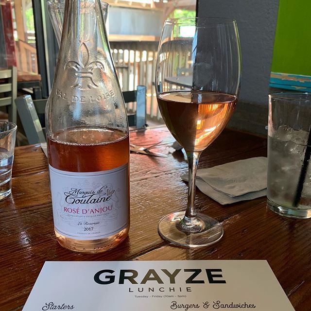 GrayzeOnGrayson's tweet photo. First day of the new menu launch and we’re feeling it’s a rosè kind of celebration. 🍷#grayzeit #newmenu #springflavors #grayzeongrayson https://t.co/47YXKd63gh