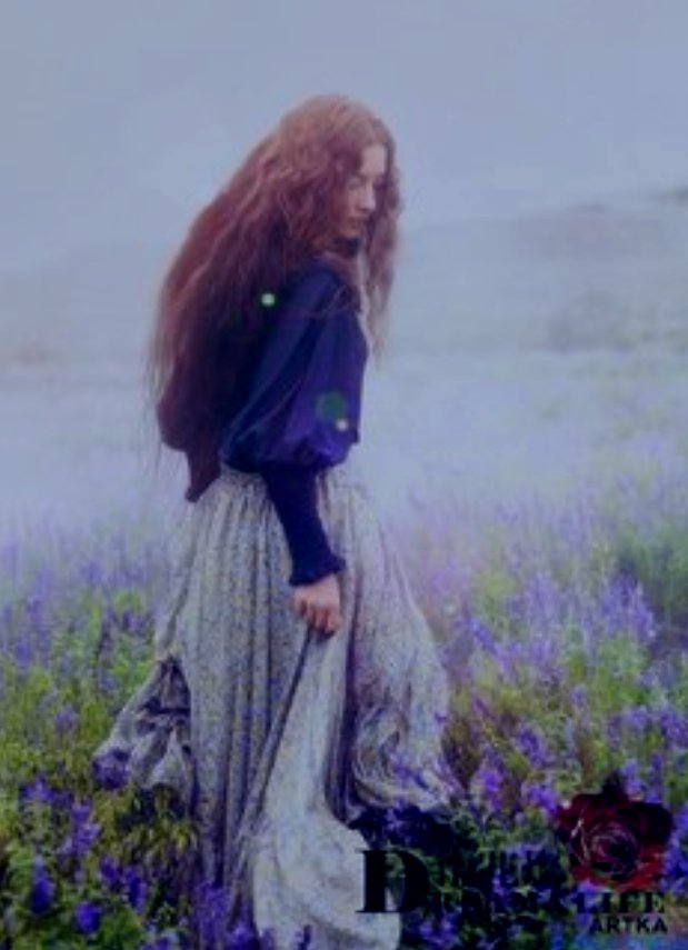 atheart62's tweet image. Be tender with her
She's just a ragged girl
With a tattered heart
Lost in the purple mists
Of twilight

#inkMine #Ashverse
#BardBits
Art | Pinterest