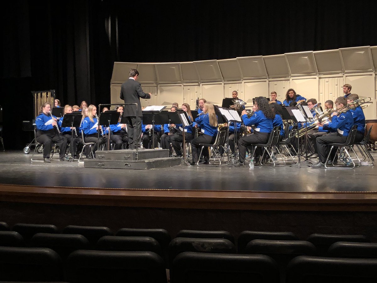 SenatobiaBands's tweet photo. Your Senatobia High School Band received all superior ratings in Concert and Sight-Reading to once again earn the Sweepstakes Award!
#DUP #EndlessEffortEveryday #Tobiepride https://t.co/D25FWRhkxq