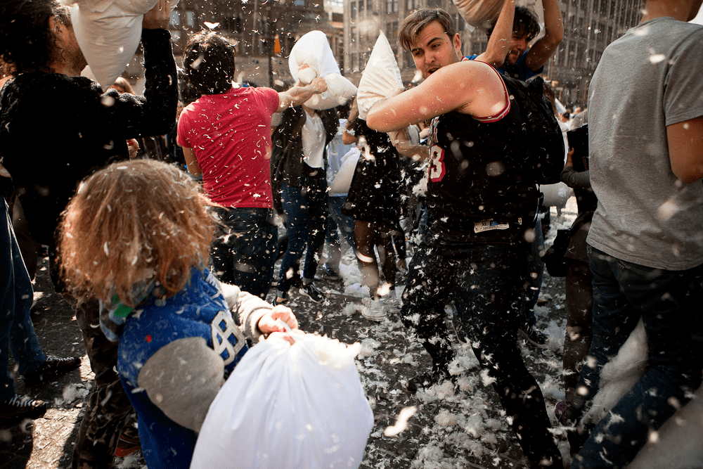 JudithWatkns's tweet photo. #PillowFightDay https://t.co/R9CYnBqzeJ  The word pillow fight day reminds everyone of a cherished memory of everyone’s childhood. And let’s welcome the international pillow fight day 2019. International pillow fights took place on the 6th of April every year. On that day big ... https://t.co/hhAo7ydmjA