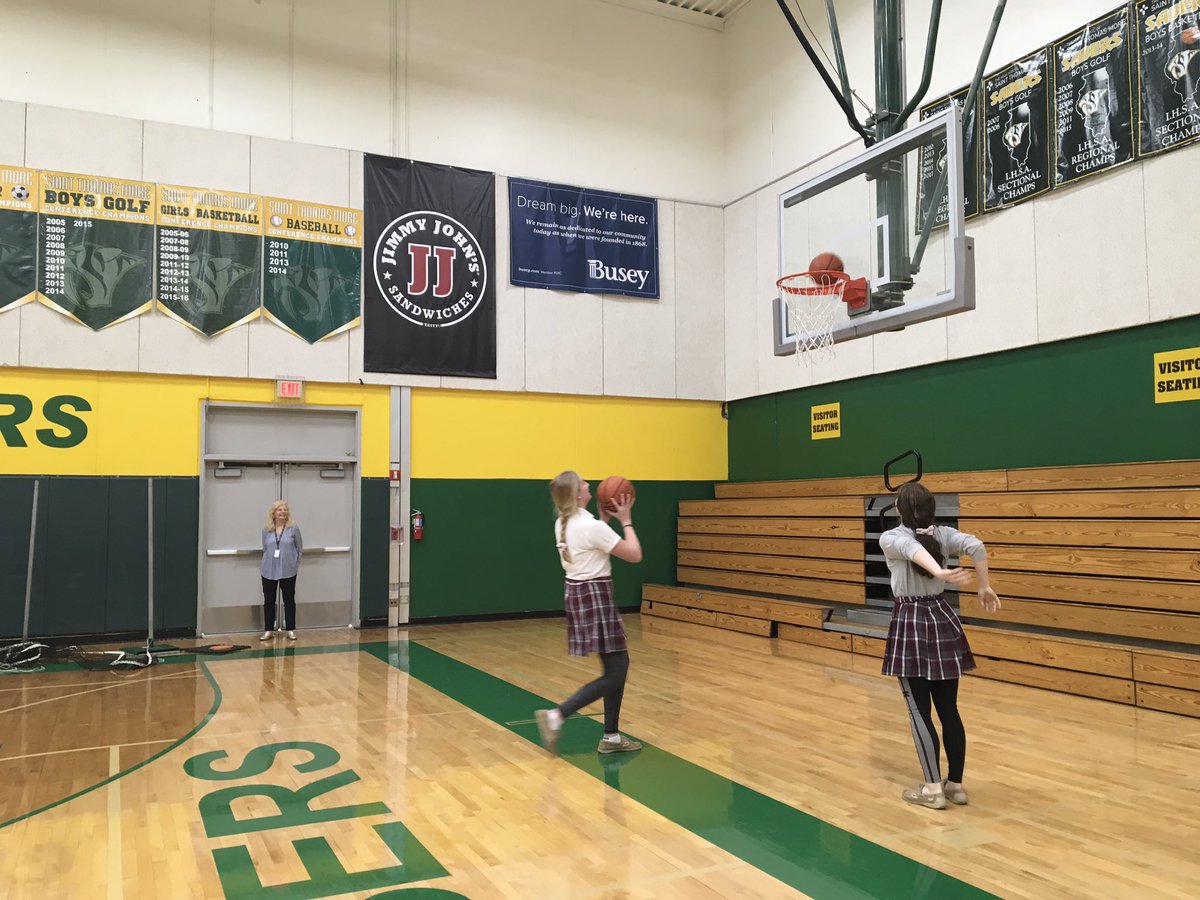 STMHouses's tweet photo. #MarchMadness2019 STM style, part 1 https://t.co/AeNMPZgM7g