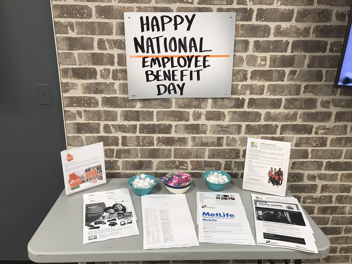 #NationalEmployeeBenefitsDay  - Associates taking time to learn about all the benefits offered by the company. #D261APR