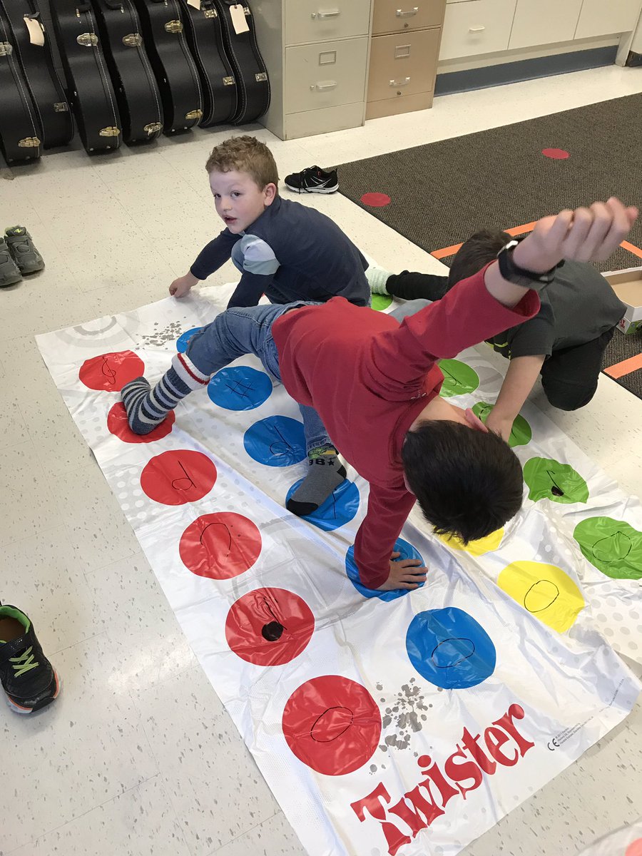 MillarMeghan's tweet photo. Exploring and learning musical concepts and terminology through game play. @EastWilliams #tvdsbmusic #tvdsbarts https://t.co/R6TfID8A1s