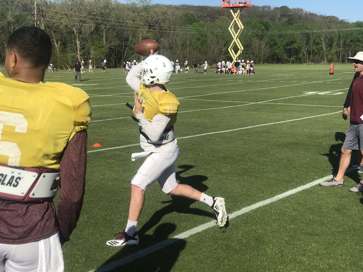 dialcole13's tweet photo. #SpringPractice2K19 https://t.co/dkdtJEG39c