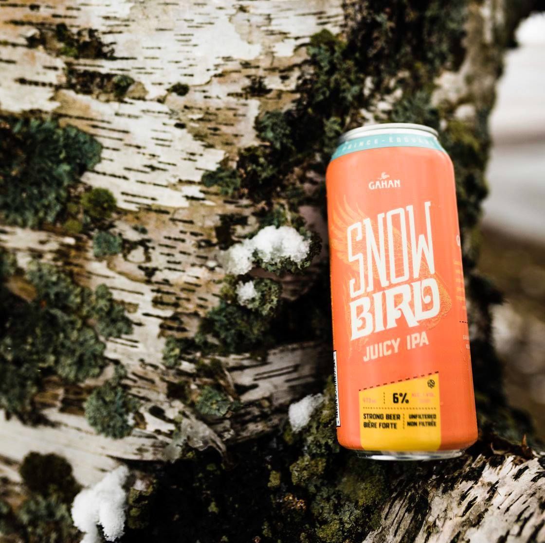 Who's drinking Snowbird Juicy IPA tonight? 🙋🏻‍♂️