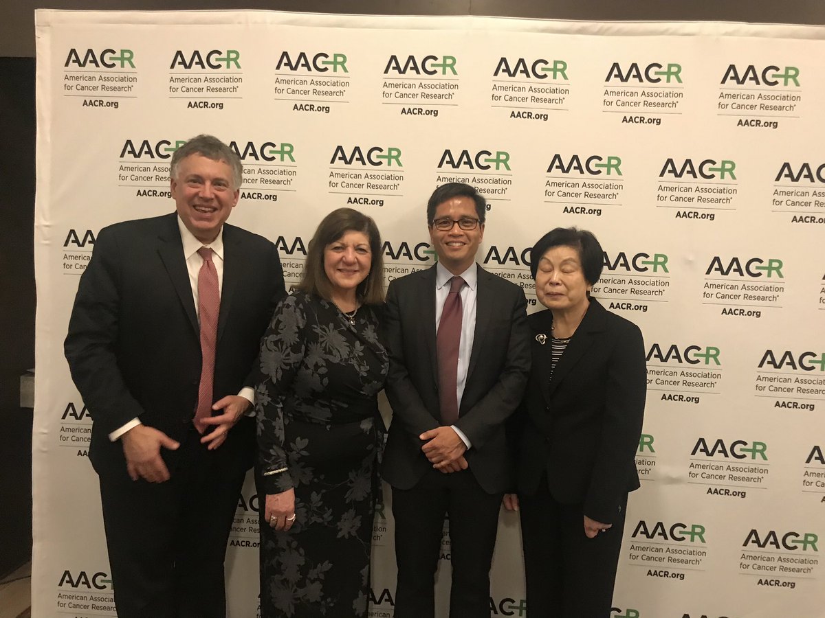 DrRoyHerbst's tweet image. Congratulations to Dr. Andrew Chan @MGHCancerCenter winner of this years @AACR Waun Ki Hong prize.  Celebrating here with the Hong family and friends.  Ki would be delighted by this awardee who is making so much progress in cancer prevention! @SU2C @MDAndersonNews #AACR2019