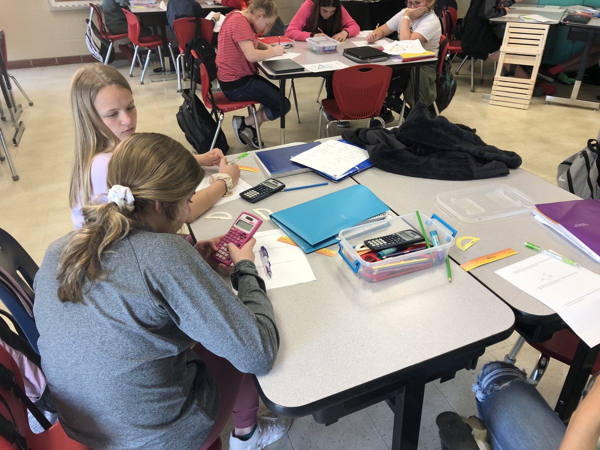 lisa_lbroadbent's tweet image. Using rulers and protractors to create triangles with given conditions! @ozarkmath #LearningIsDoing