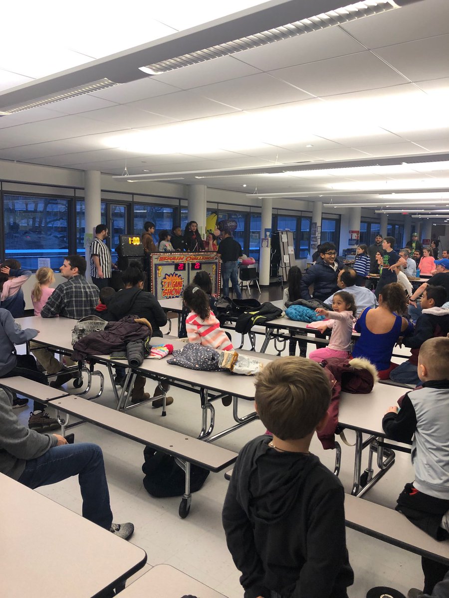 weswunwom's tweet image. Family Game Show Night! #spschallenge