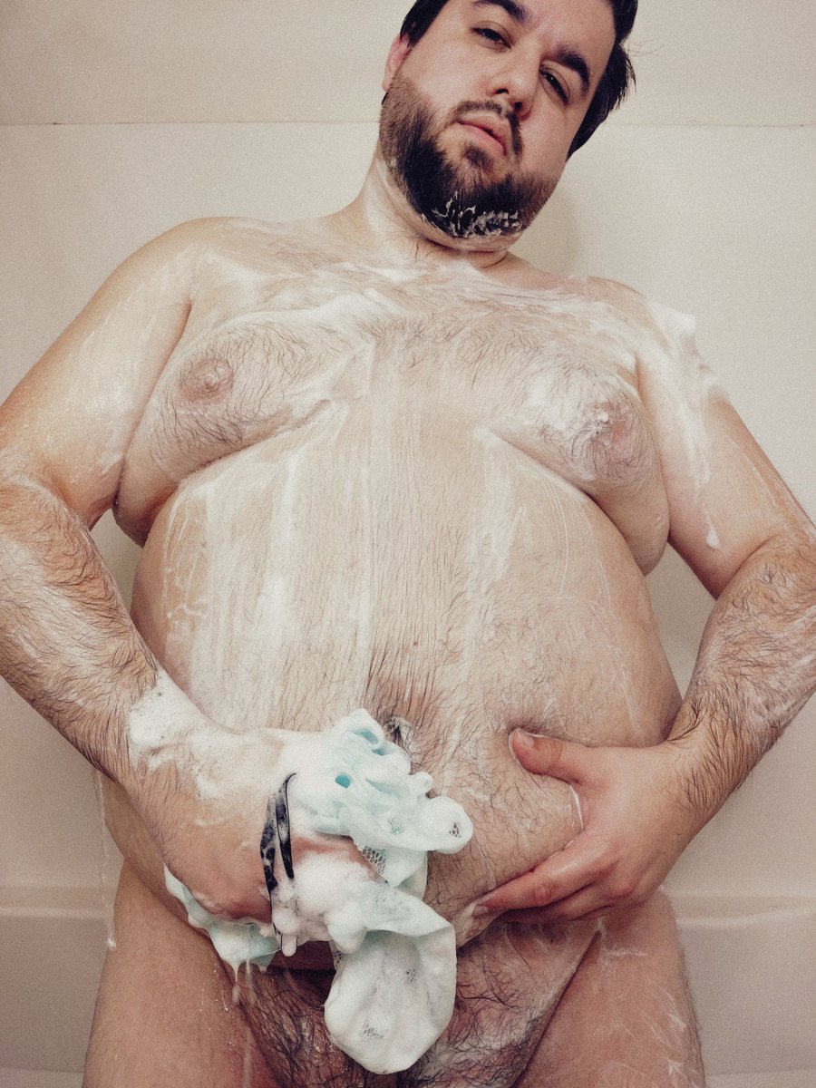 thebearwannabe's tweet photo. Have a very clean (and yet very dirty) tummy tuesday 💖 let's get something to eat! https://t.co/wWDvgKCocY