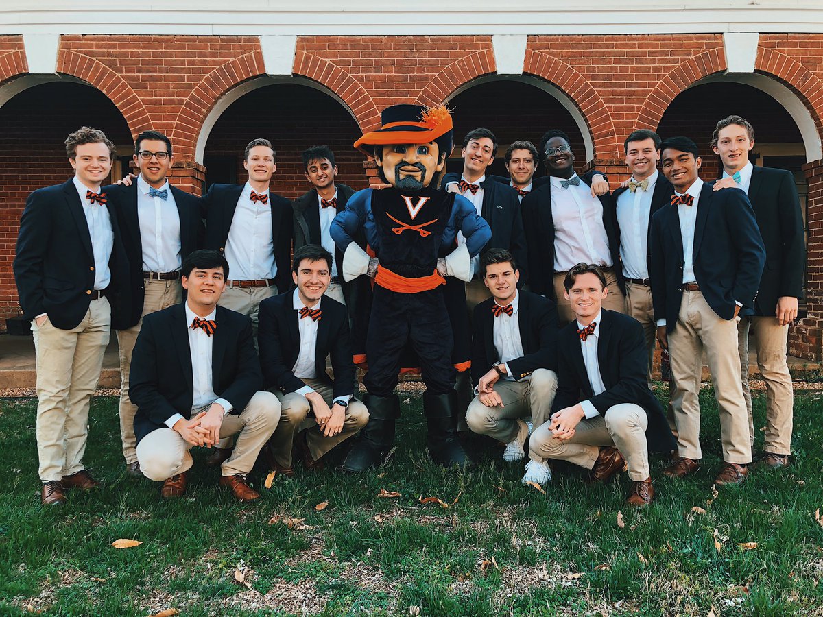Performing for some newly admitted Hoos at #DaysOnTheLawn is pretty great, but it’s even better with a quick pump-up from your school mascot beforehand! Thanks for hangin’ @cavmanuva—best of luck to you and <a href="/UVAMensHoops/">Virginia Men's Basketball</a> in Minneapolis this week! #FinalFour #UVA2023