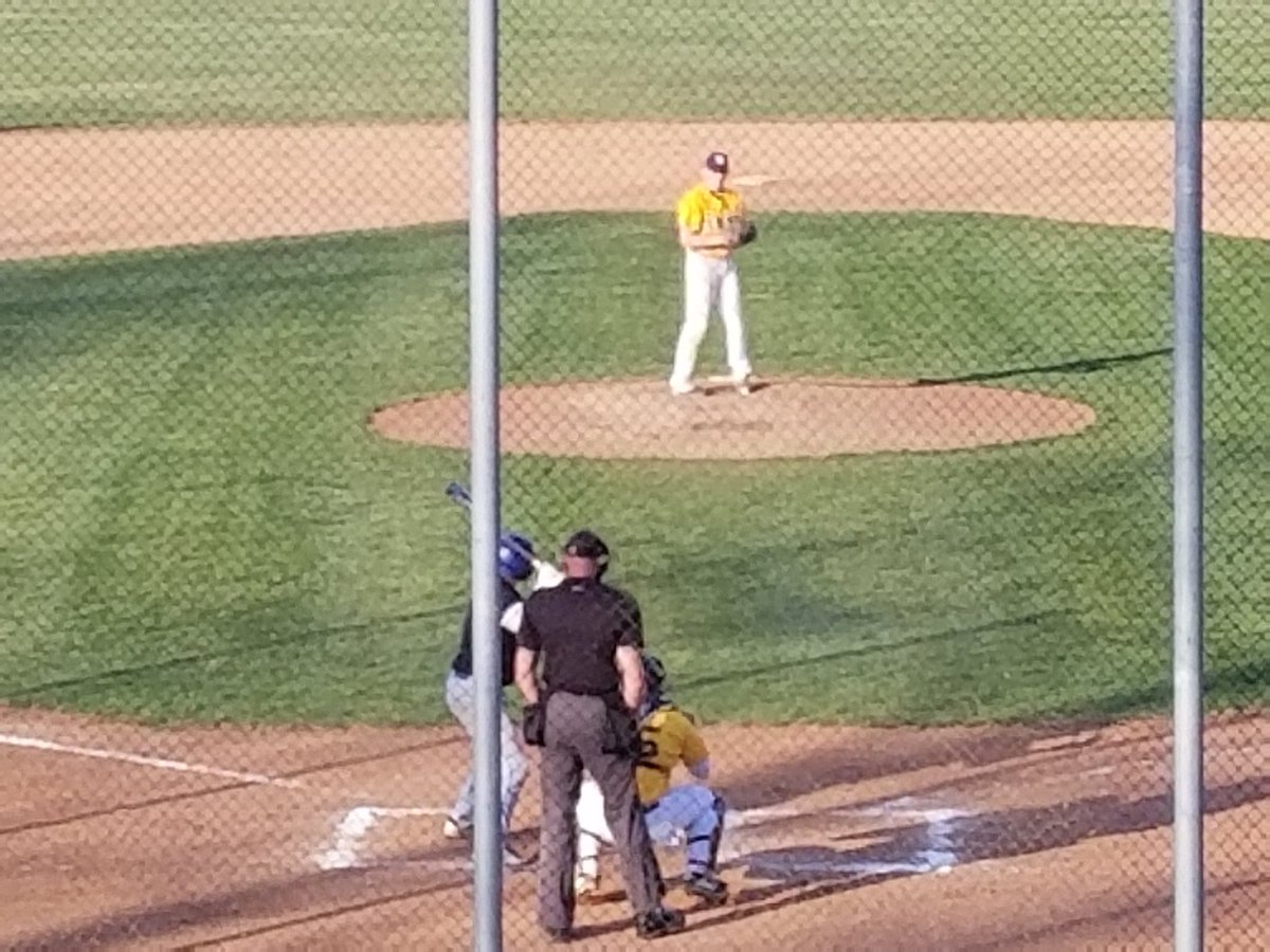 jimwzimm's tweet photo. Peyton Garvin throws a complete game! 3-1 win gets the Spires a split with York! #SpireNation https://t.co/wi1VMsbJZ1