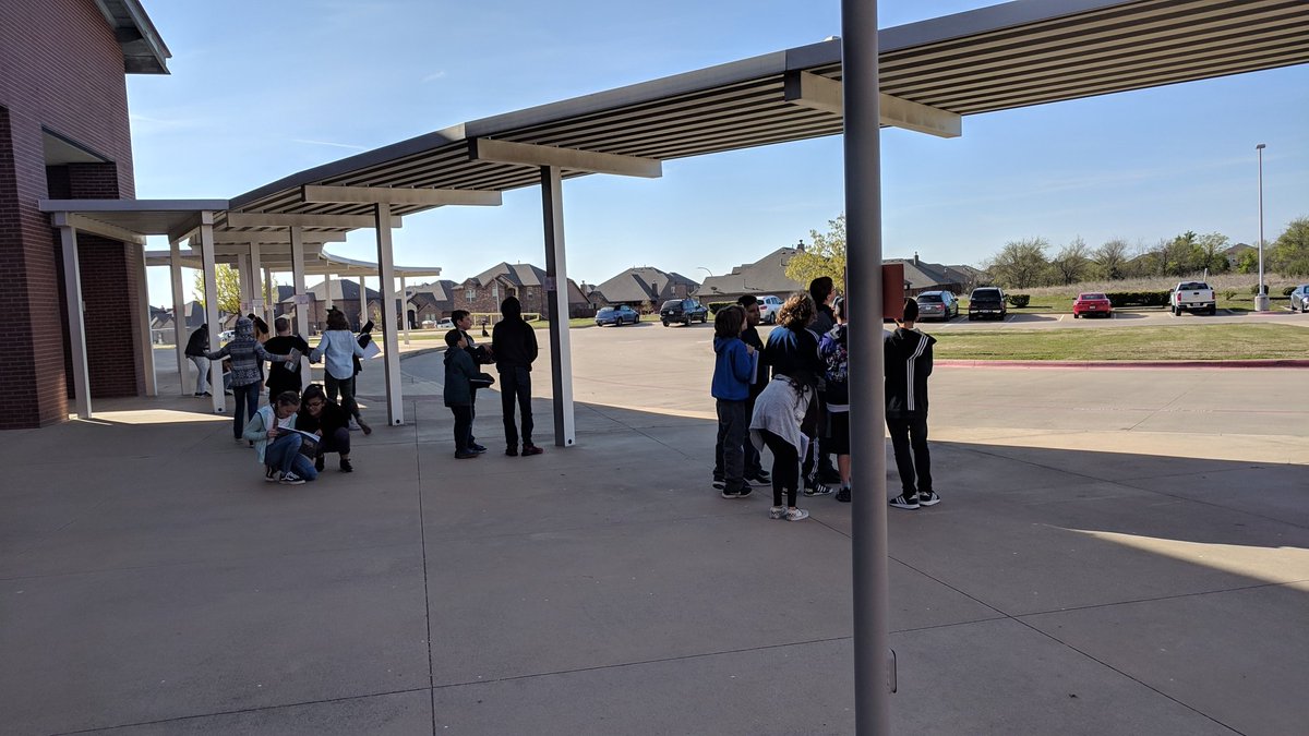 Leslie Harvey tweet media